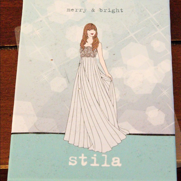 Stila Merry & Bright palette - Picture 1 of 3